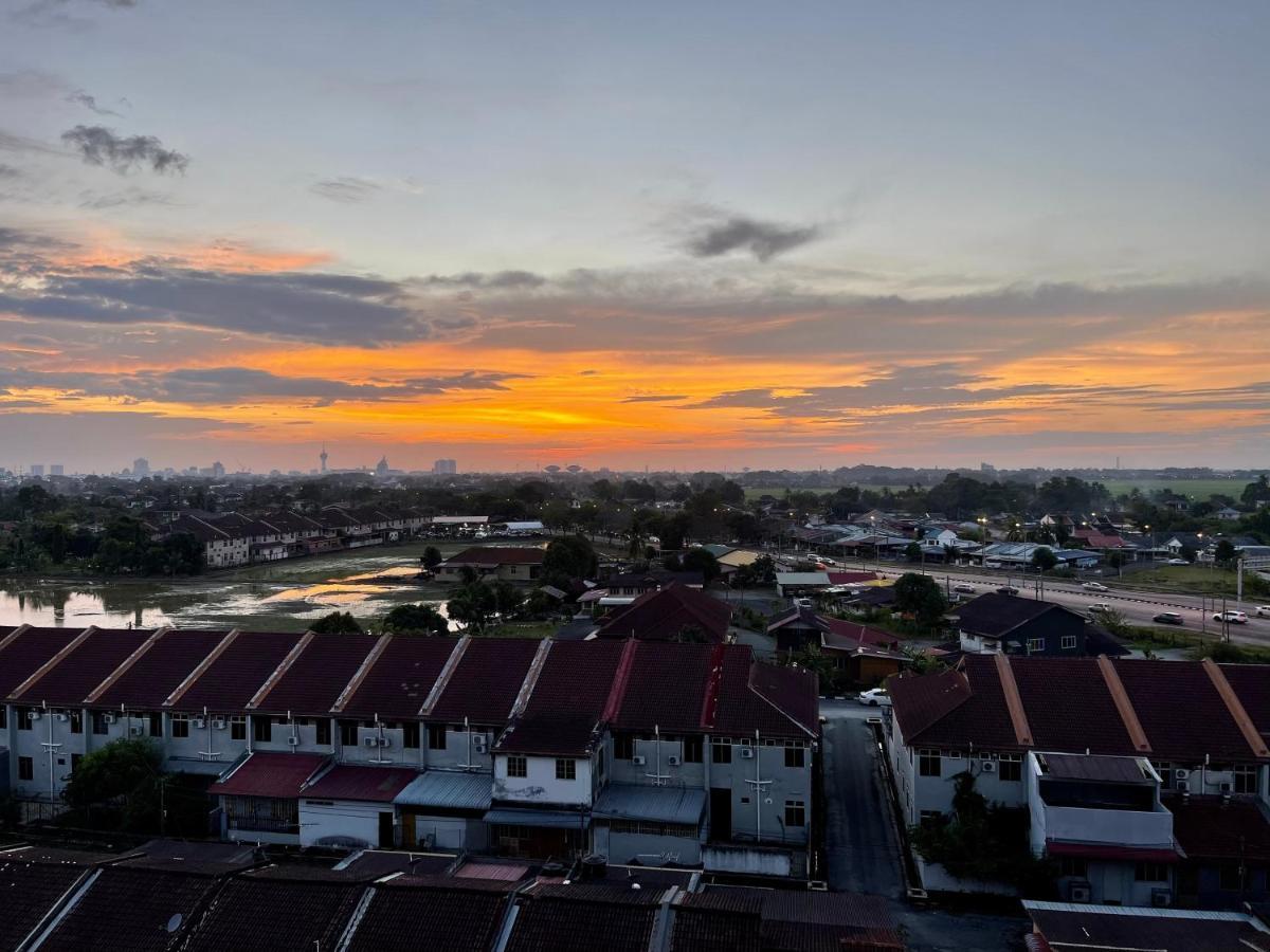 Condo 2-10 Imperio Professional Suite Alor Setar Luaran gambar
